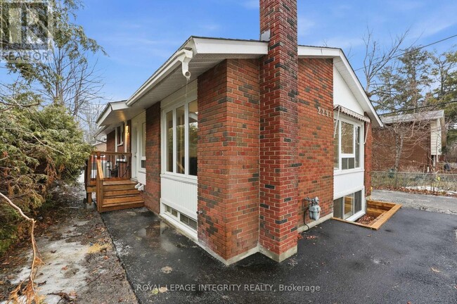 2291 Badger Crescent in Ottawa, ON - Building Photo - Building Photo