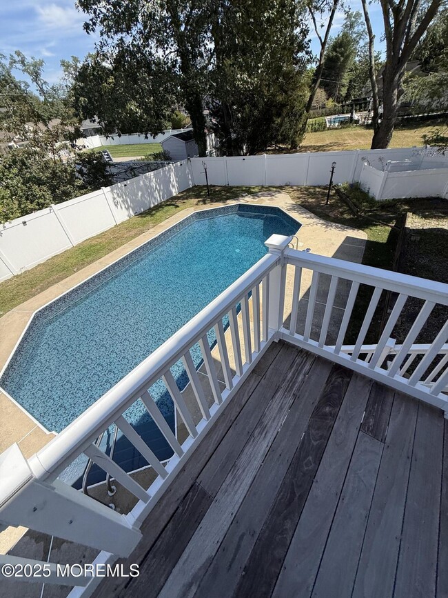 property at 445 Slocum Pl