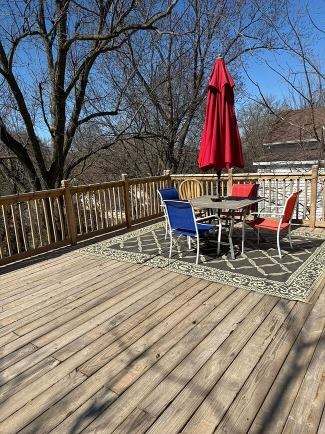 property at 1735 Wood St