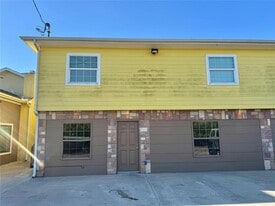 5016 S I-35 Frontage Rd in Waxahachie, TX - Building Photo