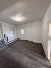 6189 Manchester Rd in Akron, OH - Foto de edificio - Building Photo