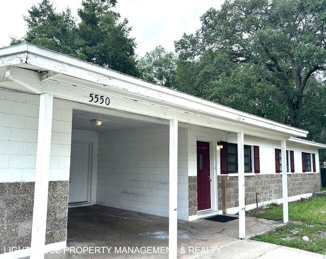 5550 Hillman Dr in Jacksonville, FL - Building Photo - Building Photo