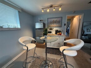 2787 SE 14th St in Pompano Beach, FL - Building Photo - Building Photo