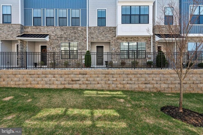 property at 365 Star Tavern Ln