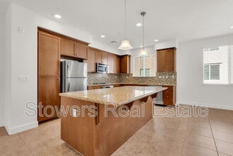 5212 S Esprit Loop in Dublin, CA - Building Photo - Building Photo