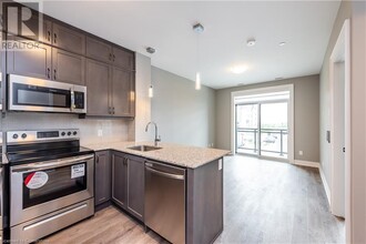 50 Kaitting Trail in Oakville, ON - Building Photo - Building Photo
