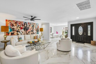 721 SW 15th St in Boca Raton, FL - Building Photo - Building Photo