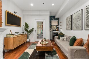 447 Pavonia Ave in Jersey City, NJ - Building Photo