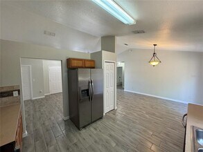34329 Oak Ave in Leesburg, FL - Building Photo - Building Photo