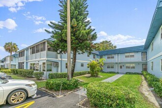 260 Brittany F in Delray Beach, FL - Building Photo - Building Photo