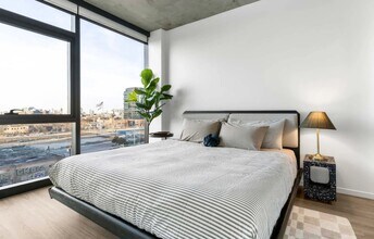 1225 W Fulton Market in Chicago, IL - Building Photo - Building Photo