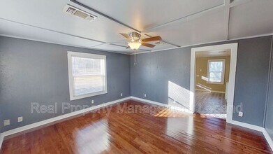 1030 Oak Dr in Denison, TX - Building Photo - Building Photo