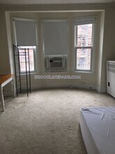 1223 Beacon St-Unit -300 in Brookline, MA - Foto de edificio - Building Photo