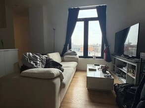 75 McGuinness Blvd, Unit 75 Mcguinness - 2 Bedroom in Brooklyn, NY - Building Photo - Building Photo