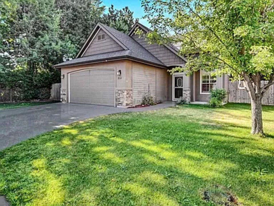 2064 S Stonyfield Pl in Boise, ID - Building Photo