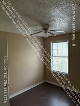 205 W Vardeman Ave-Unit -B in Killeen, TX - Building Photo - Building Photo