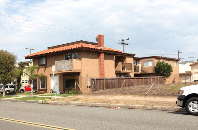 426 20th St in Huntington Beach, CA - Building Photo - Building Photo