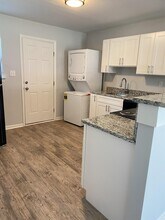 18272 Sidney Ave in Robertsdale, AL - Foto de edificio - Building Photo