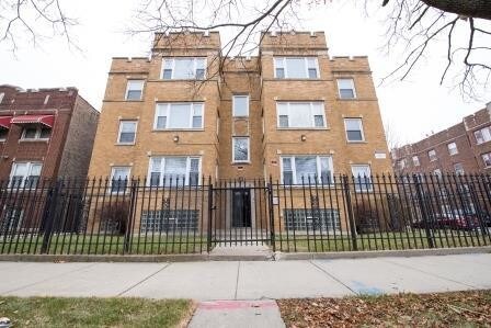 7955 S Bishop in Chicago, IL - Foto de edificio