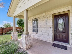 202 Schaefer Blvd in Bastrop, TX - Building Photo - Building Photo