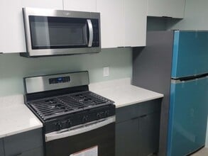 190 Dwight St in Jersey City, NJ - Foto de edificio - Building Photo