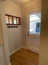 1515 W Morningside Dr in Burbank, CA - Building Photo - Building Photo