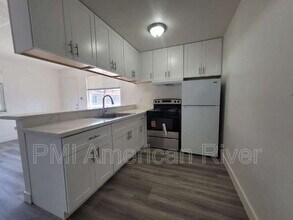 75 Nedra Ct in Sacramento, CA - Building Photo - Building Photo