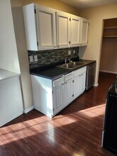 825 Old Settlers Trail in Hopkins, MN - Building Photo - Building Photo