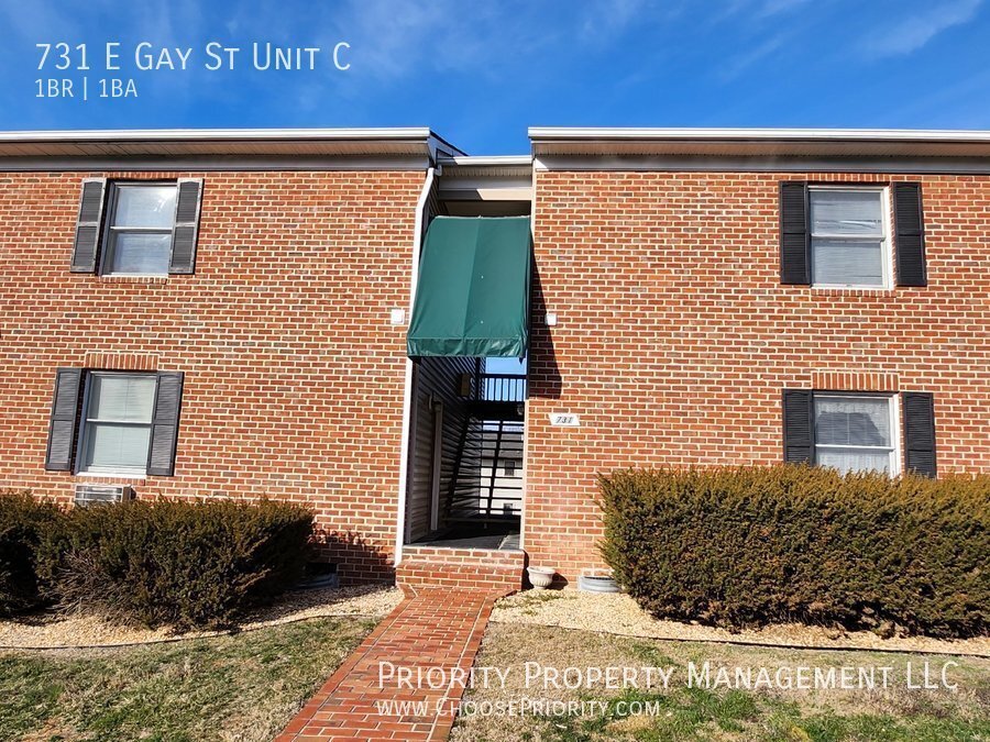 731 E Gay St in Harrisonburg, VA - Building Photo