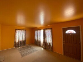 110 Dogwood St in Henderson, NV - Building Photo - Building Photo