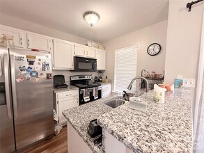 8212 Circle Tree Ln in Charlotte, NC - Building Photo - Building Photo