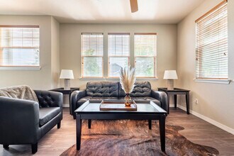 15460 Canyon Gulch Ln in Englewood, CO - Building Photo - Building Photo