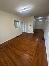 1753 Courtland Ave in Cincinnati, OH - Building Photo - Building Photo