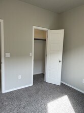 4868 Longs Peak Rd NE in Rio Rancho, NM - Building Photo - Building Photo