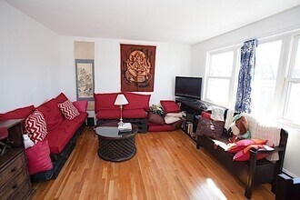 22 Murdock St in Somerville, MA - Building Photo - Building Photo