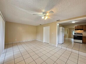2235 Lakeview St in Lakeland, FL - Building Photo - Building Photo