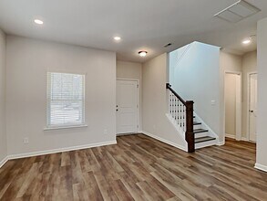 471 Hager Lake Rd in Mooresville, NC - Building Photo - Building Photo