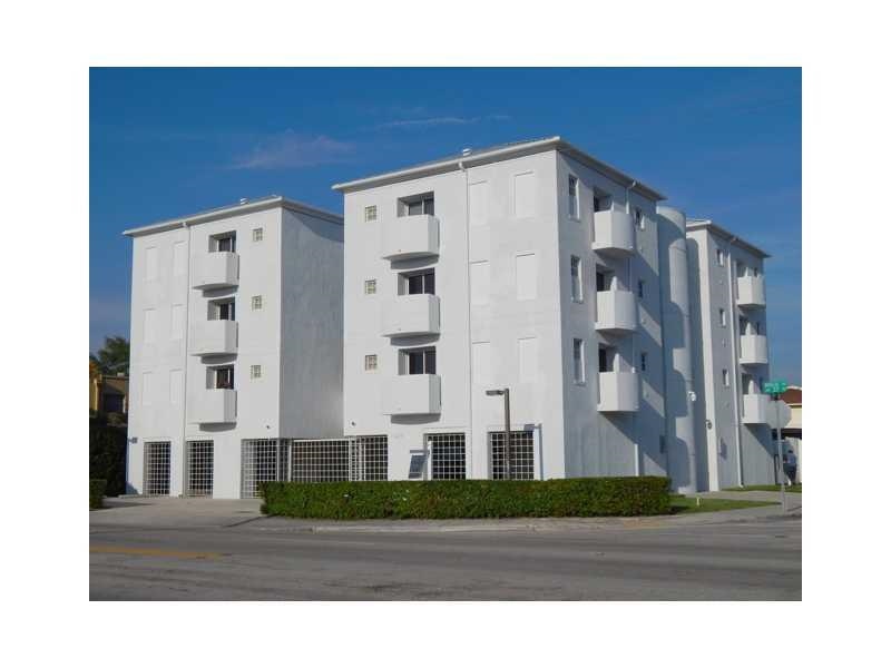 411 SW 37th Ave in Miami, FL - Building Photo