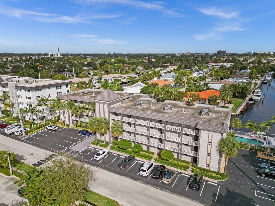 3031 NE 51st St in Fort Lauderdale, FL - Building Photo