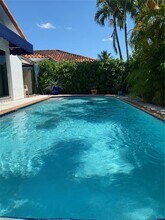 14942 SW 36th Terrace in Miami, FL - Building Photo - Building Photo