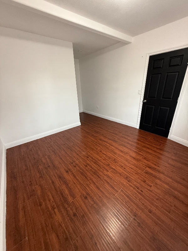 property at 906 W 50th St