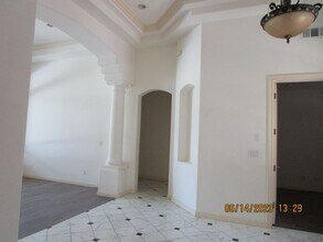 12608 Locksley Dr in Bakersfield, CA - Building Photo - Building Photo