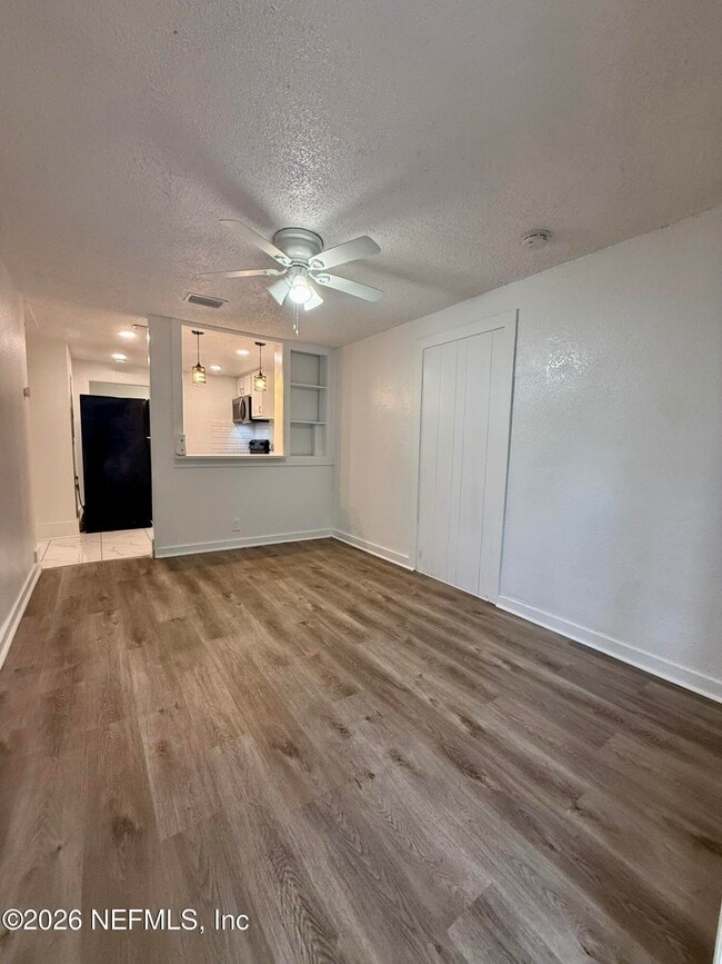 9554 Ridge Blvd in Jacksonville, FL - Building Photo - Building Photo