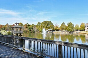 8643 Beaver Creek Dr in Charlotte, NC - Building Photo