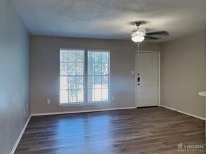 4805 Sugar Tree Ct in Arlington, TX - Building Photo - Building Photo