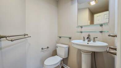 2612 Woodington Dr in Winston-Salem, NC - Building Photo - Building Photo