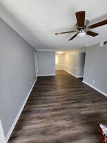 Colonial Arms Apartments in Opelika, AL - Building Photo