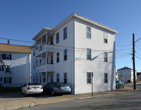 6 Clemence St in Cranston, RI - Building Photo - Building Photo