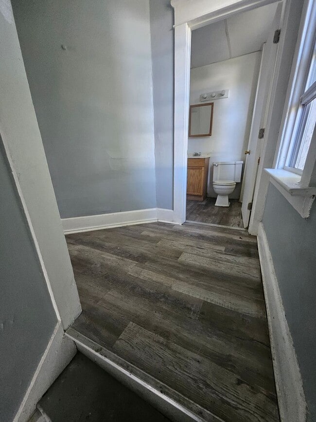 1404 E Lake Rd in Erie, PA - Building Photo - Building Photo