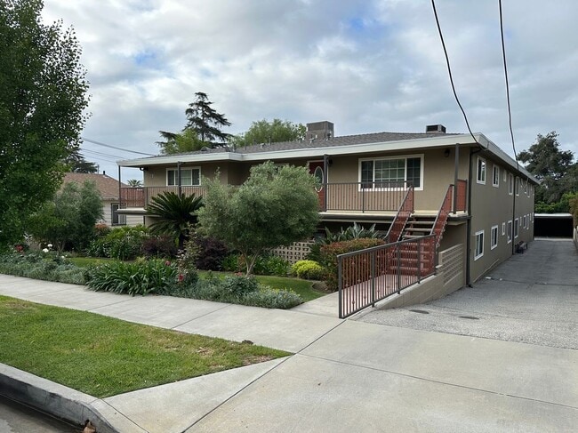 property at 32 Esperanza Ave